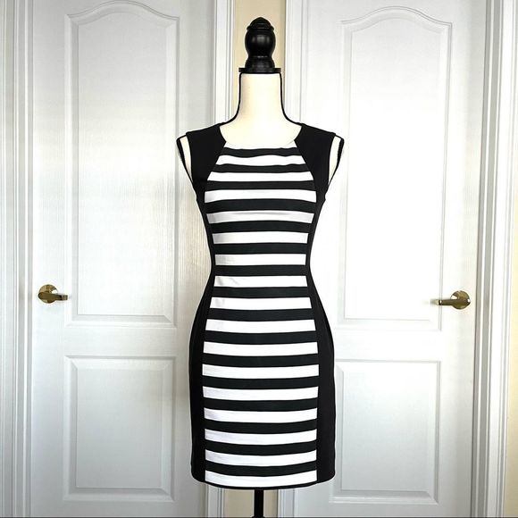 Banana Republic Black and White Striped Sheath Dress Size 00P - Picture 1 of 14